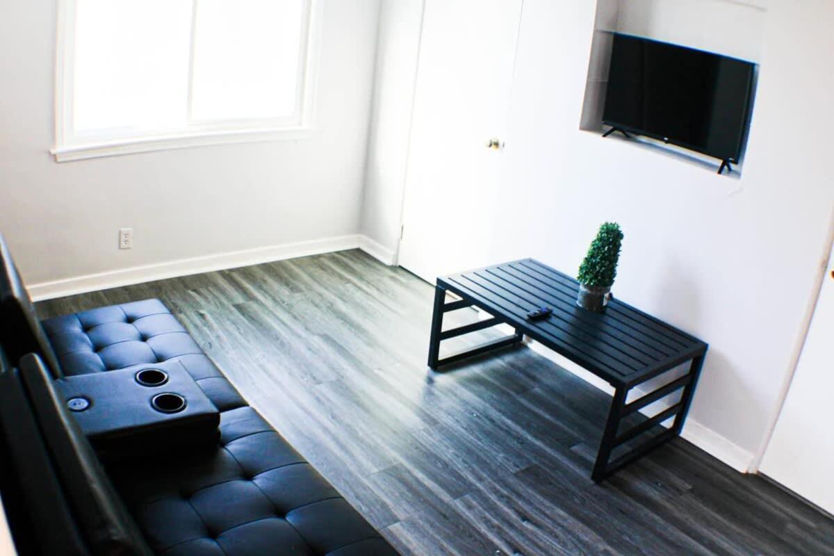 Newly Renovated 2-Bed Near Downtown-North Shore Pittsburgh Exterior foto